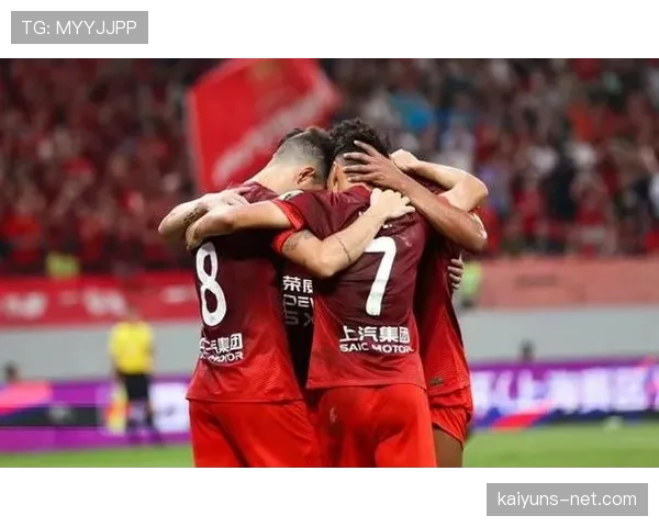 上海海港主场连场失球防守不稳定，暴露后防组合阶段性调整问题